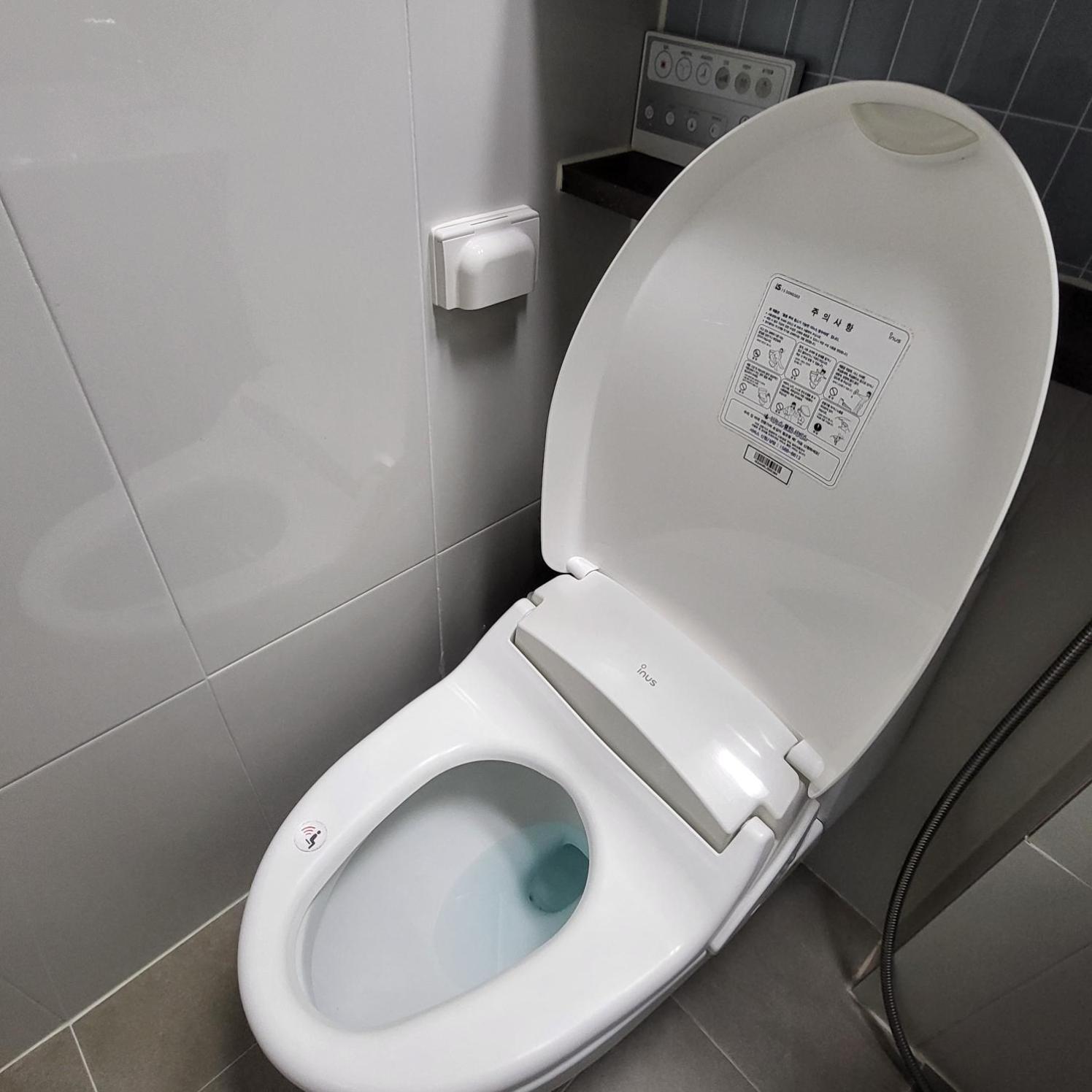 1-2516 #sinnonhyeon Stn Exit 9, 1-min #gangnam Stn, 5-min #ott #concierge Gangnam Managed Apartment Seoul